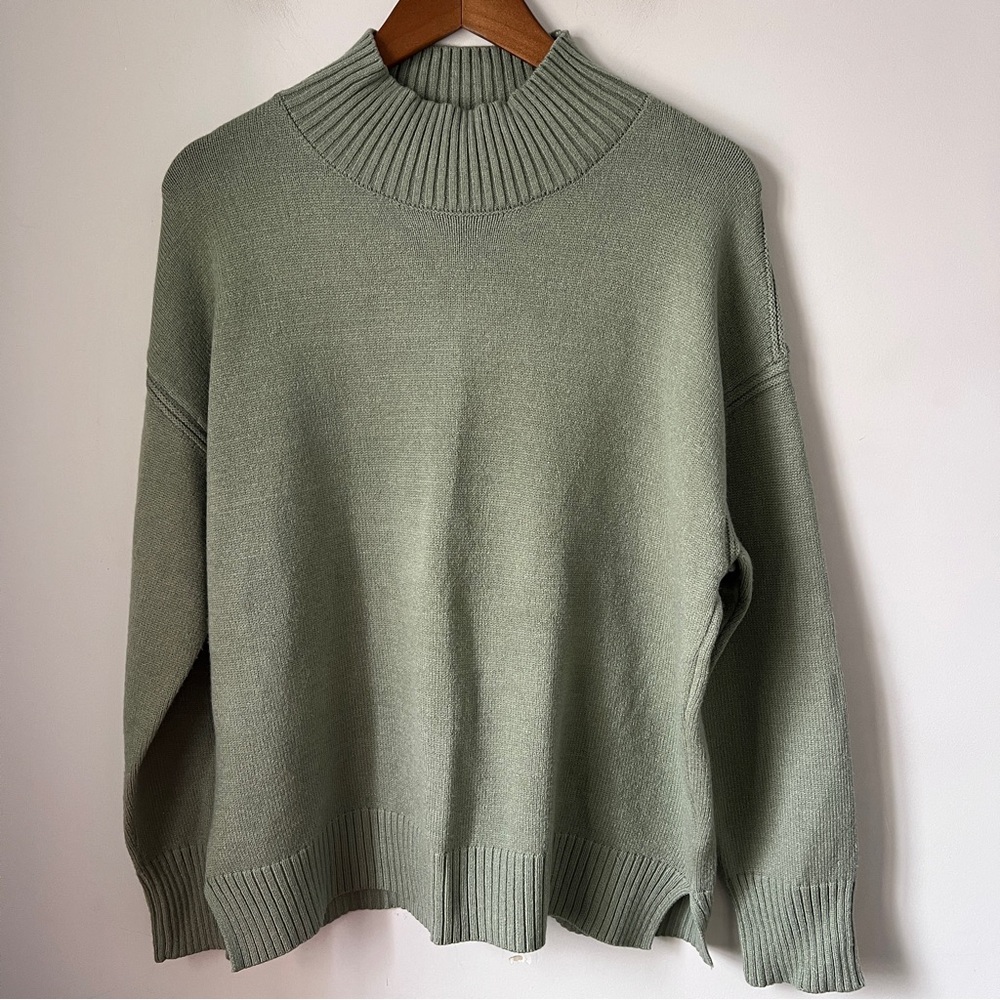 Magaschoni Sage Green Sweater Drop Shoulder Large